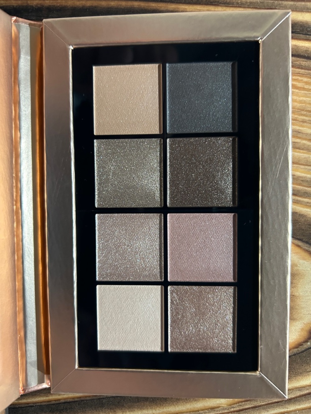 Buxom Forever Babe Iconic Nudes Palette - Rose Gold and Pink